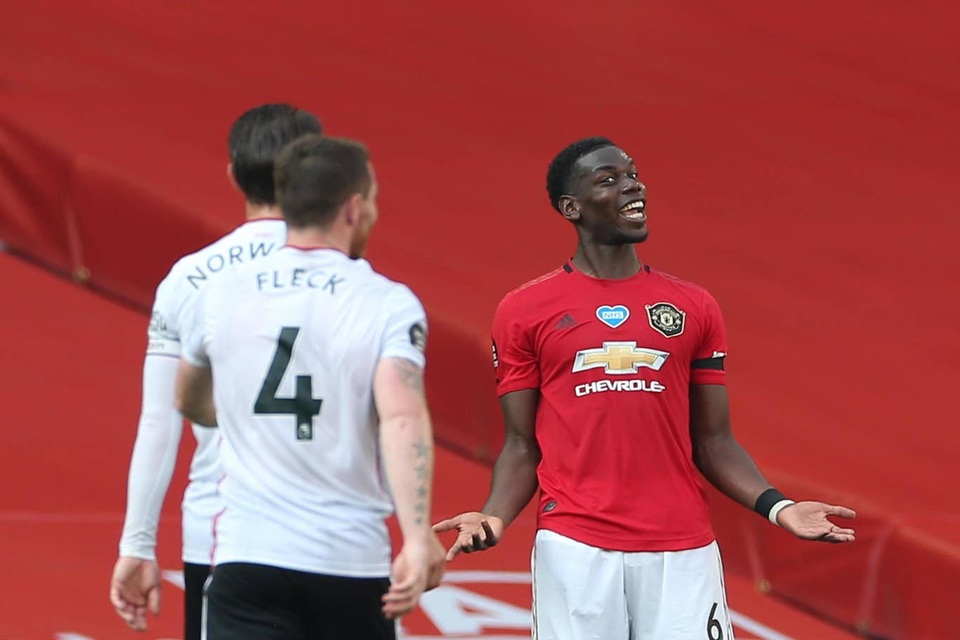 Nhìn lại trận đấu Man Utd đè bẹp Sheffield United - 17 Nhìn lại trận đấu Man Utd đè bẹp Sheffield United - 17