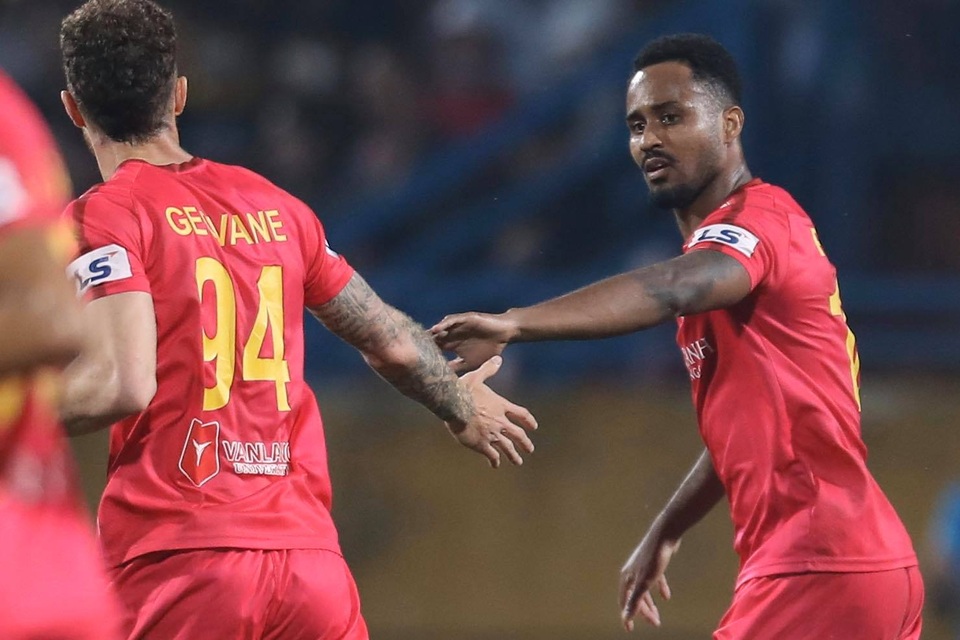 Hà Nội FC 4-2 Sài Gòn FC: Mưa bàn thắng ở Hàng Đẫy - 6 Hà Nội FC 4-2 Sài Gòn FC: Mưa bàn thắng ở Hàng Đẫy - 6
