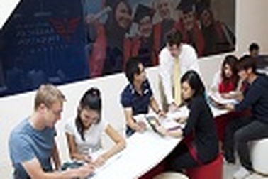 Chọn chương trình ĐH quốc tế chất lượng tại Việt Nam