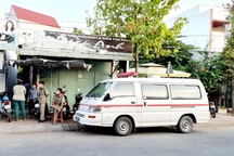 Thi thể người phụ nữ phân hủy trong nhà trọ