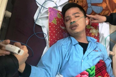 Xác minh việc nam thanh niên bị đánh trọng thương tại cổng cơ quan công an