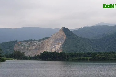 "Sốt" đất Đồng Chanh: Dân Hà Nội xếp hàng chờ chủ đất... bỏ vợ, bán nhà!