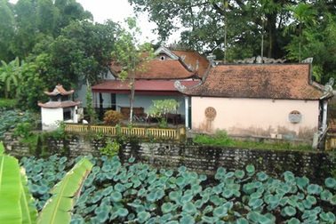 Điện Biên: Di tích lịch sử 250 năm tuổi bị “bức tử”