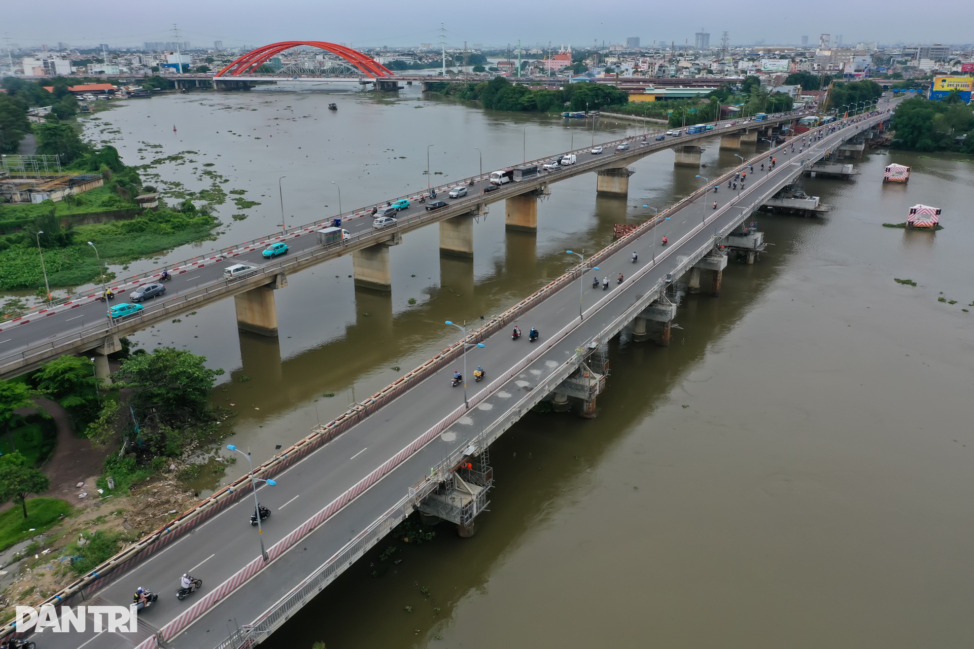 Cảnh trái ngược dưới những gầm cầu ở TPHCM - 15 Cảnh trái ngược dưới những gầm cầu ở TPHCM - 15