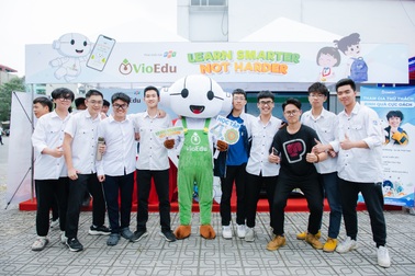 "Thanh nam châm" hút trải nghiệm tại ngày hội công nghệ thông tin