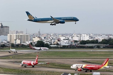 Thị trường hàng không Việt Nam đang... “trăm hoa đua nở”?