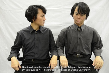 “Thiên tài sống” thế giới trình diễn robot tại ĐH FPT