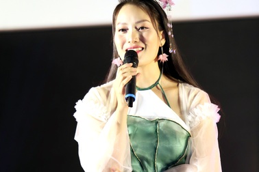 Sao Mai Huyền Trang hóa nàng Kiều xinh đẹp, chạy trốn cùng Kim Trọng