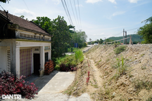 Mặt đường cao ngang nóc nhà: Khẩn thiết "đòi" 50 tỷ đồng đền bù