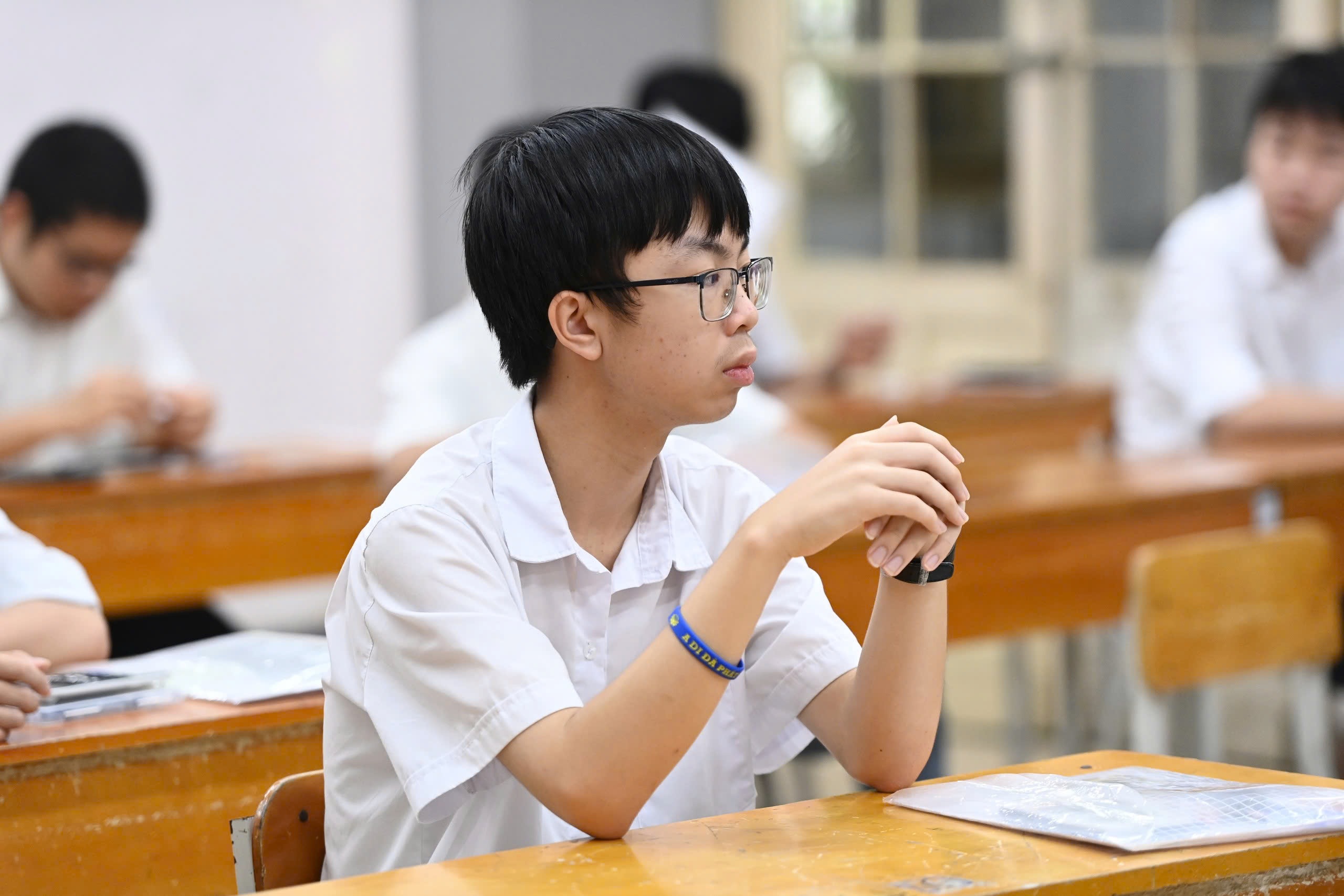 Điểm thi và điểm chuẩn lớp 10 Hà Nội trước “giờ G”: Cao hay thấp? - 1 Điểm thi và điểm chuẩn lớp 10 Hà Nội trước “giờ G”: Cao hay thấp? - 1