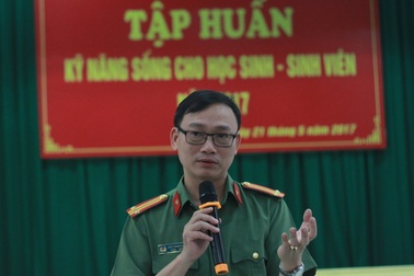 Chuyên gia tội phạm học giúp sinh viên trường nghề “bóc mẽ” các hành vi phạm tội