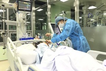 Chuyện của những "y tá nghiệp dư" nơi bệnh viện