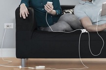 Vừa sạc pin vừa sử dụng điện thoại - Thói quen chết người