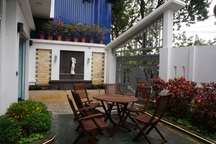 Chiêm ngưỡng ngôi biệt thự có đến 4 khu vườn xanh mát giữa lòng Hà Nội