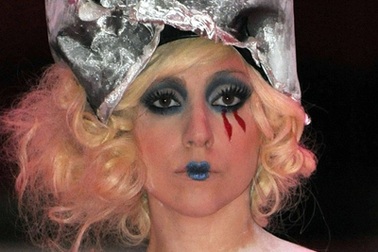 Lại sốc với hình ảnh mới của Lady Gaga 