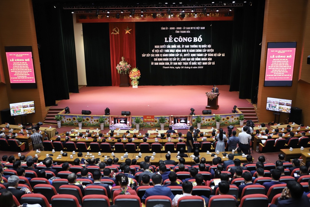 Phó Giáo sư trẻ nhất Thanh Hóa làm Bí thư Đảng ủy xã biên giới - 1 Phó Giáo sư trẻ nhất Thanh Hóa làm Bí thư Đảng ủy xã biên giới - 1