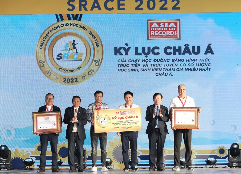 S-Race: Hành trình 2022 đáng nhớ của nhiều học sinh, sinh viên - 2 S-Race: Hành trình 2022 đáng nhớ của nhiều học sinh, sinh viên - 2