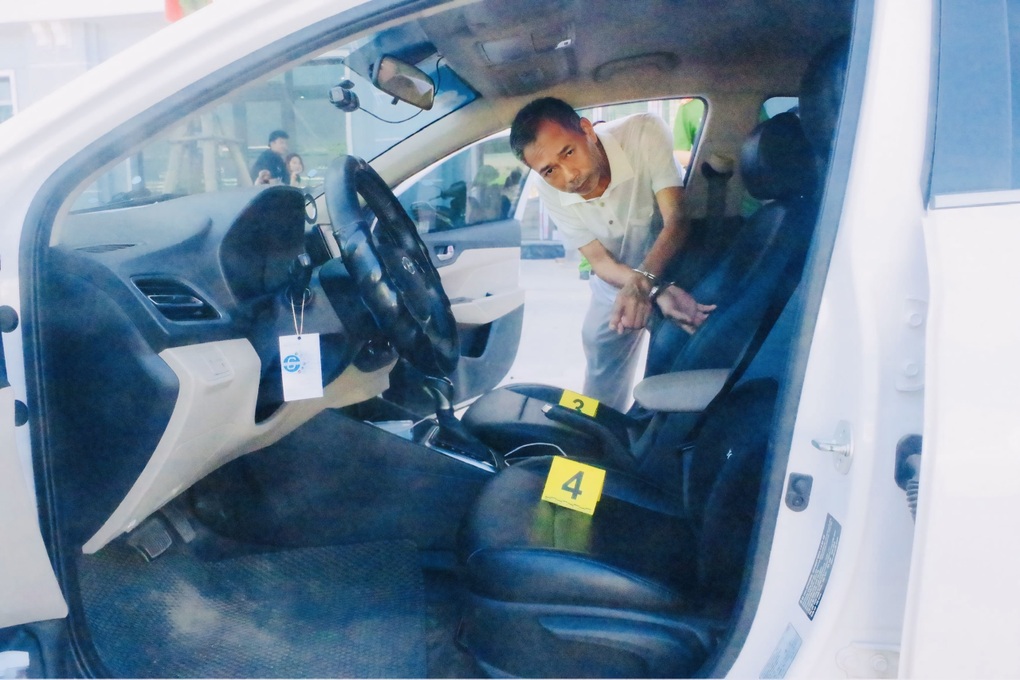 Bắt đối tượng lừa chạy án, chiếm đoạt 1,5 tỷ đồng - 2 Bắt đối tượng lừa chạy án, chiếm đoạt 1,5 tỷ đồng - 2