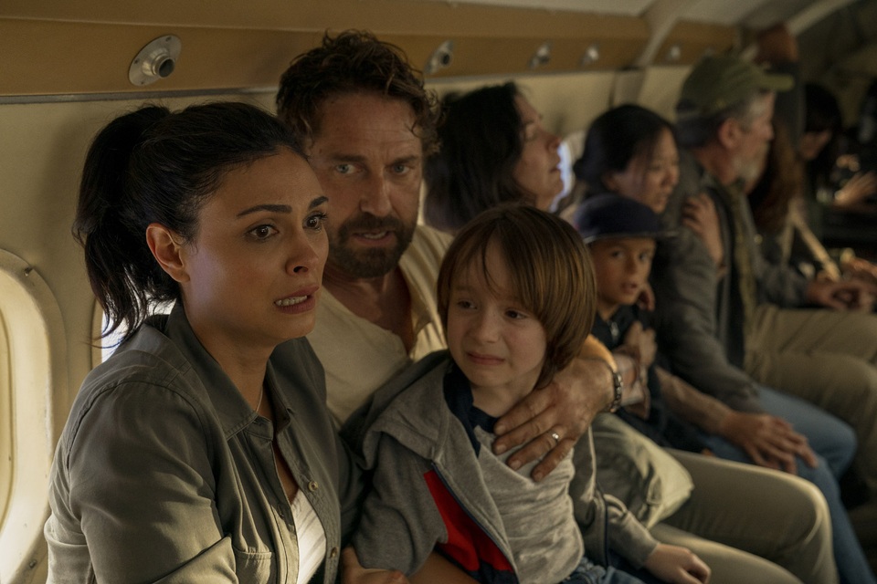 Greenland: Bom tấn Hollywood về thảm họa thiên nhiên - 4 Greenland: Bom tấn Hollywood về thảm họa thiên nhiên - 4