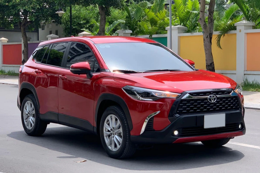 Doanh số thua Mazda CX-5 nhưng Toyota Corolla Cross vẫn tăng giá - 1