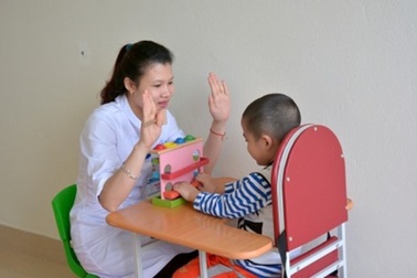 Tự kỷ - Hội chứng rối loạn phát triển dễ gây nhầm lẫn!