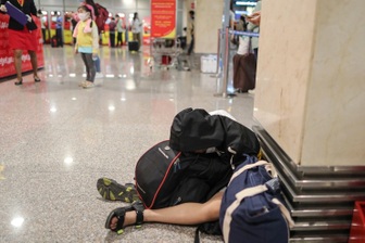 Tỷ lệ chậm hủy chuyến tăng, hãng bay nào chiếm ngôi vị quán quân?