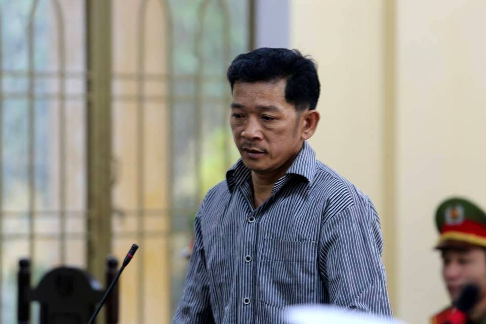 Chồng đâm vợ tử vong vì tranh cãi mua bia hay rượu về đám giỗ Chồng đâm vợ tử vong vì tranh cãi mua bia hay rượu về đám giỗ