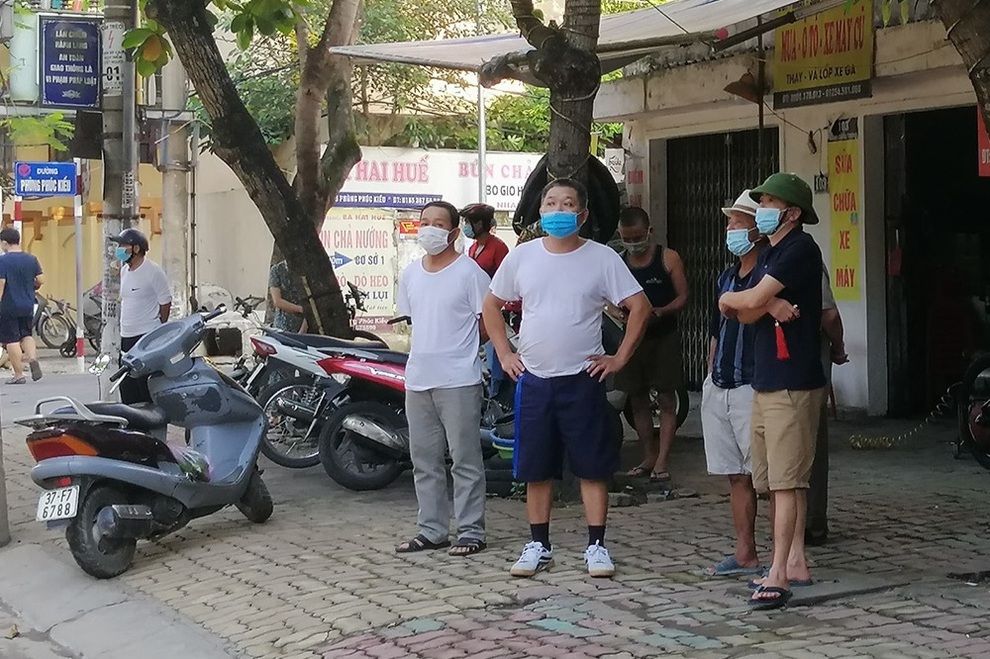 Vụ cháy 6 người tử vong: Nổ bùm bùm, biết có người nhưng không thể cứu! - 3 Vụ cháy 6 người tử vong: Nổ bùm bùm, biết có người nhưng không thể cứu! - 3