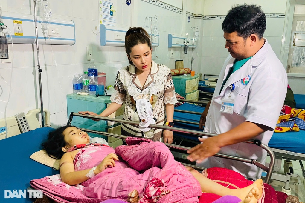 Vụ 2 bố con dưới giếng sâu 30m gần 2 giờ: Phép màu từ tình phụ tử - 1 Vụ 2 bố con dưới giếng sâu 30m gần 2 giờ: Phép màu từ tình phụ tử - 1