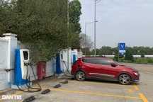 Người dùng ô tô điện sắp không còn phải lo khó tìm trạm sạc khi đi xa