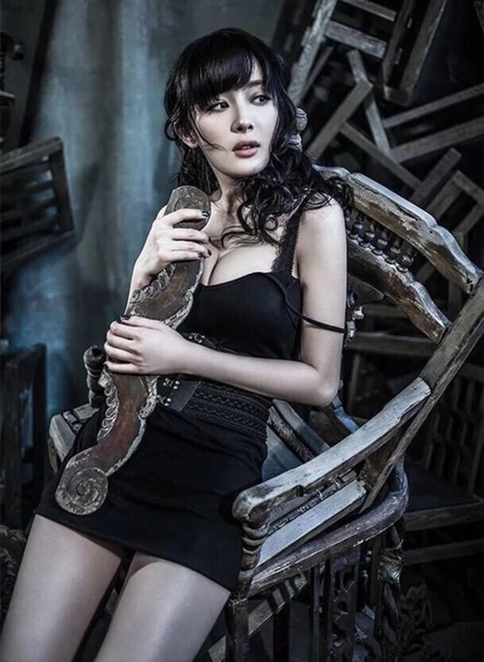 Sở hữu thân hình thanh mảnh, Dương Mịch vẫn có vòng một căng tràn - 7 Sở hữu thân hình thanh mảnh, Dương Mịch vẫn có vòng một căng tràn - 7