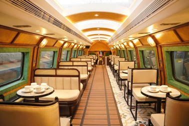 Ra mắt "đoàn tàu 5 cửa ô" ghế ngồi 2 tầng, nội thất sang trọng