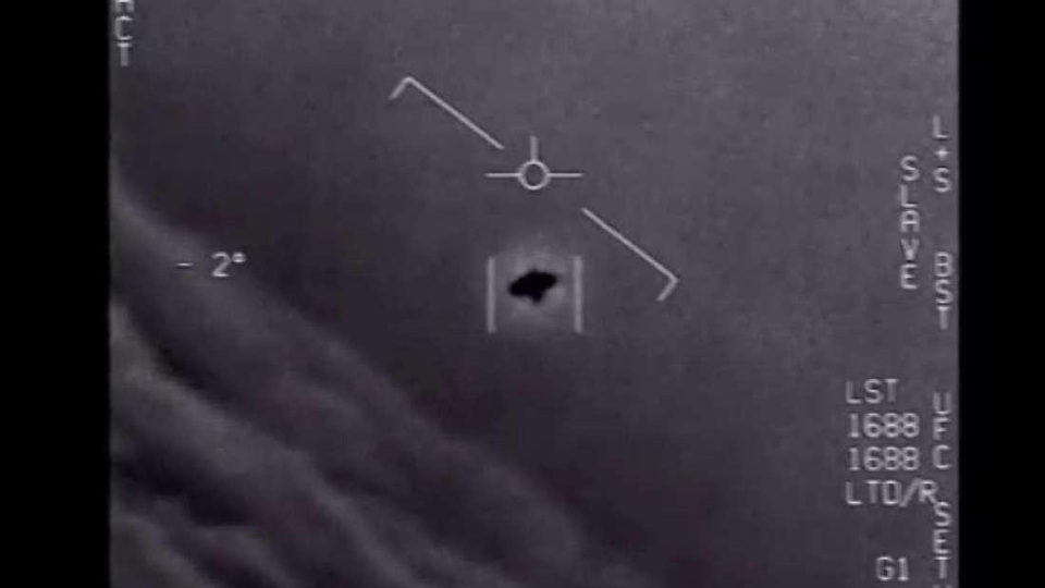 Nhật Bản chính thức bắt đầu thu thập thông tin liên quan đến UFO - 1 Nhật Bản chính thức bắt đầu thu thập thông tin liên quan đến UFO - 1