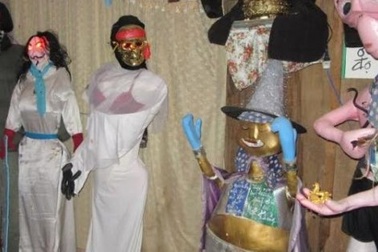 Kỳ quái ngôi nhà có 40 “thây ma” ở Đà Lạt