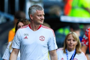 Man Utd chính thức chốt tương lai của HLV Solskjaer
