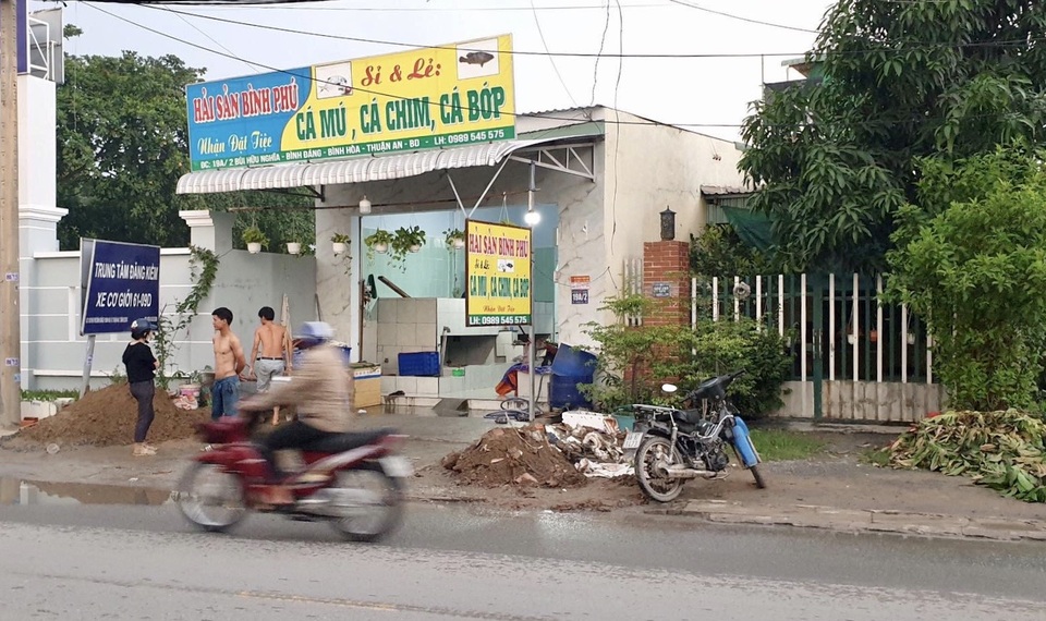 Vụ 2 người bị điện giật thương vong: Người dân tự ý thi công đường điện - 3 Vụ 2 người bị điện giật thương vong: Người dân tự ý thi công đường điện - 3