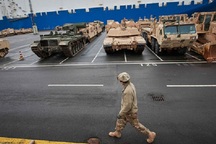 Mỹ rầm rộ đưa vũ khí đến Đông Âu dễ châm ngòi cuộc xung đột với Nga?