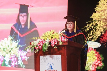 Tân Thủ khoa toàn khóa UEF: Vượt qua giới hạn bản thân bằng những phép thử