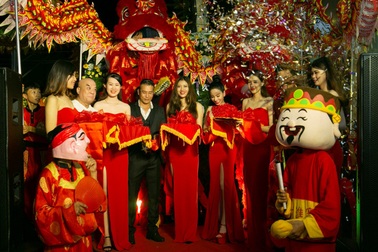 Dàn sao Việt tụ hội chúc mừng Hoa hậu Hạ My ra mắt công ty Yến sào