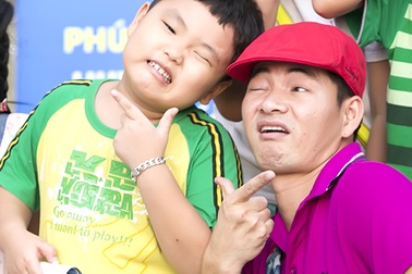 Vẻ ngộ nghĩnh, đáng yêu của con trai Xuân Bắc