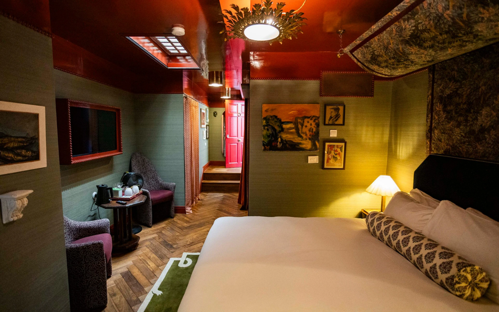 Das Hotel war früher eine öffentliche Toilette mit 2 unterirdischen Räumen, Preis 6 Millionen VND/Nacht - 2 Khách sạn từng là WC công cộng có 2 phòng ở lòng đất, giá 6 triệu đồng/đêm - 2