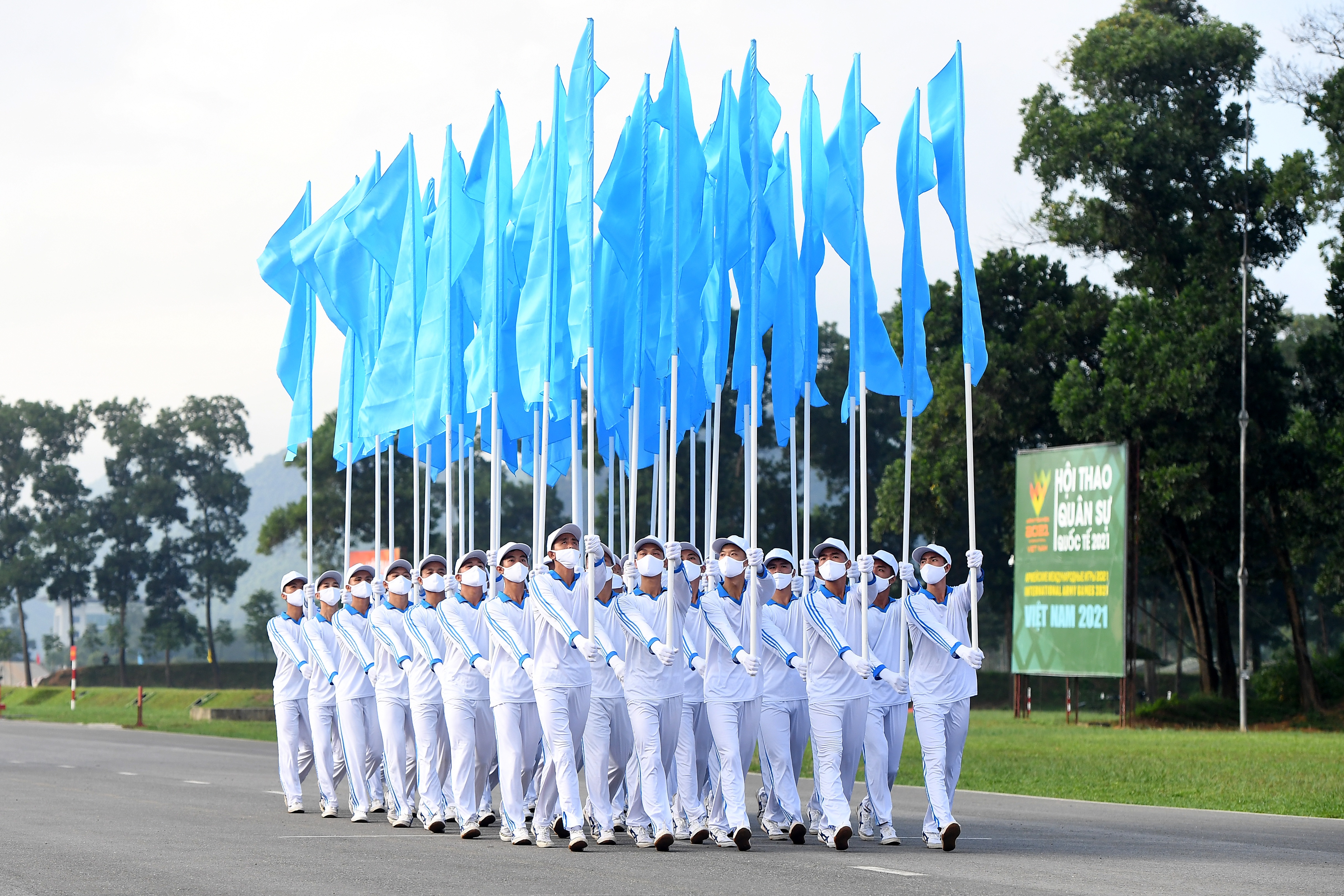 Ấn tượng hình ảnh Lễ khai mạc Army Games tại Việt Nam - 15 Ấn tượng hình ảnh Lễ khai mạc Army Games tại Việt Nam - 15