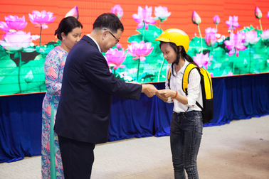 Doanh nghiệp nhận bằng khen của Thủ tướng Chính Phủ vì hoạt động cộng đồng