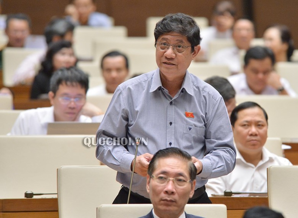 Bất cập ngành tôm: Mua càng nhiều, giá càng đắt! - 1