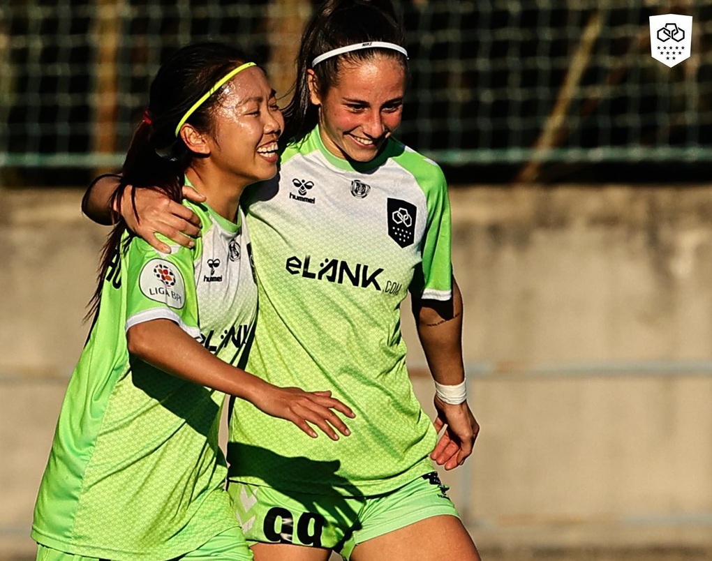 Huỳnh Như giúp Lank FC có trận hòa trước ngày về nước dự SEA Games - 1 Huỳnh Như giúp Lank FC có trận hòa trước ngày về nước dự SEA Games - 1