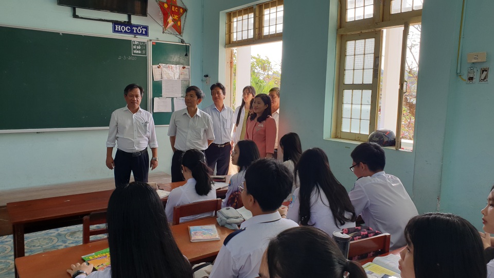 Phú Yên: Học sinh lớp 9, 12 sẽ đi học trở lại vào ngày 27/4 - 1 Phú Yên: Học sinh lớp 9, 12 sẽ đi học trở lại vào ngày 27/4 - 1
