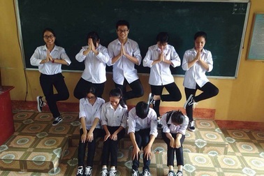 Học sinh Hải Phòng đạt chuẩn “lớp người ta” nhờ... giày tập thể