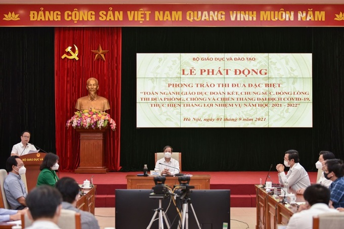 Năm học 2021-2022: Chung sức, đồng lòng thi đua phòng, chống chiến thắng đại dịch COVID-19 - Ảnh 3.