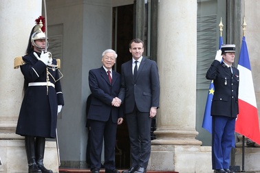Tổng Bí thư Nguyễn Phú Trọng hội đàm với Tổng thống Pháp Emmanuel Macron