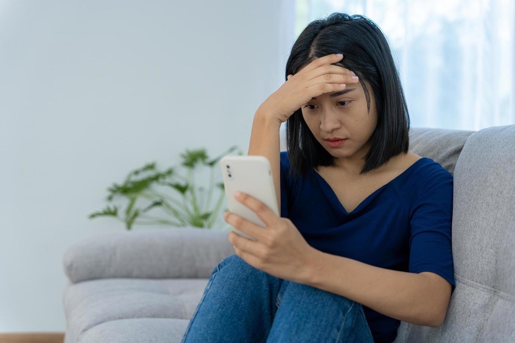 Bạn trai trả lời tin nhắn người cũ, đọc xong tôi chỉ muốn chia tay - 1 Bạn trai trả lời tin nhắn người cũ, đọc xong tôi chỉ muốn chia tay - 1